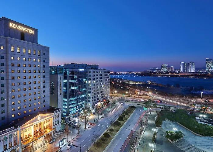 Kensington Yeouido 4*