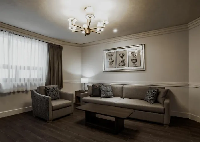 Kensington Yeouido 4*