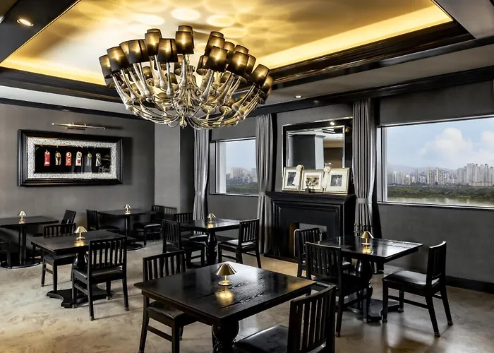 Kensington Yeouido 酒店